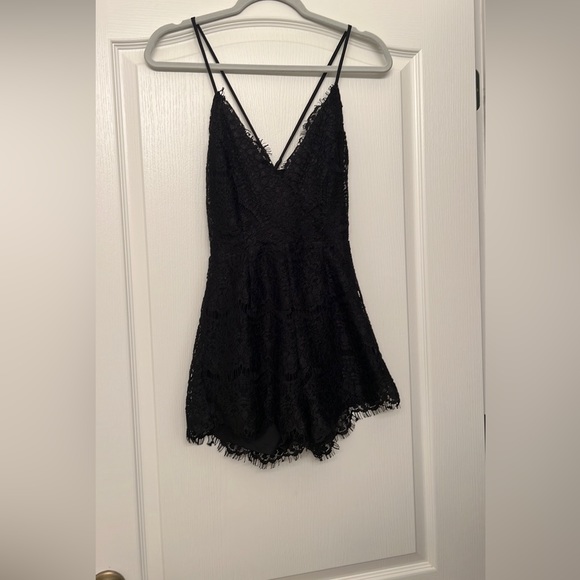 Miami Lace Low V Black Romper XS - Picture 3 of 4